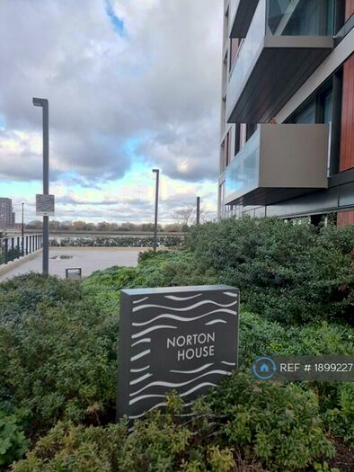 2 Bedroom Flat To Rent In Norton House, London, SE18