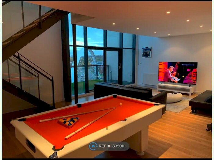 3 Bedroom Flat To Rent In Lancefield Quay, Glasgow, G3