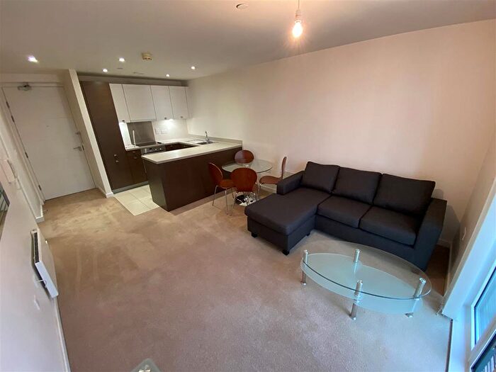 1 Bedroom Flat To Rent In Spectrum, Block Blackfriars Road, Salford, M3