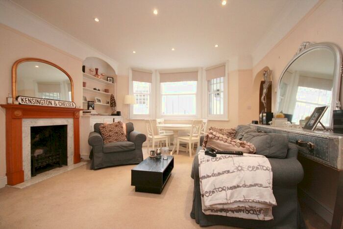 2 Bedroom Flat To Rent In Comeragh Road, London, W14