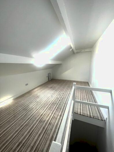 3 Bedroom Terraced House To Rent In Mark Street, Bradford, BD5