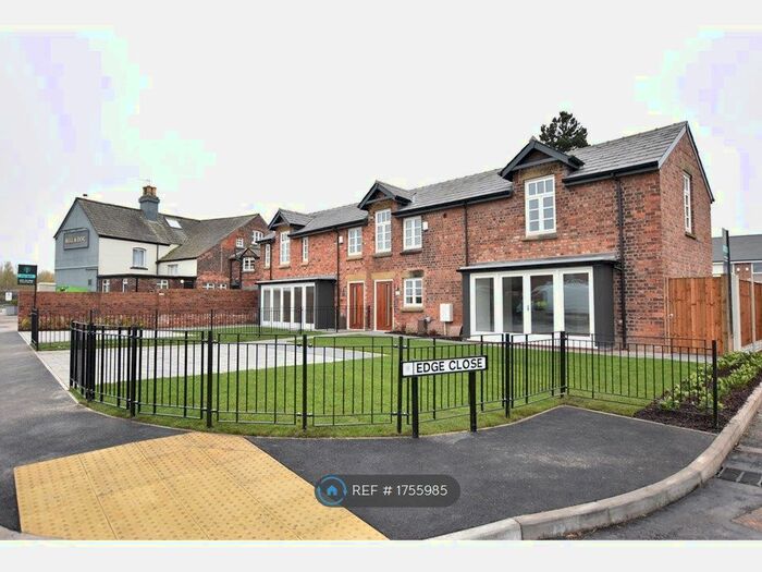 3 Bedroom Semi-Detached House To Rent In Lordsgate Lane, Burscough, L40