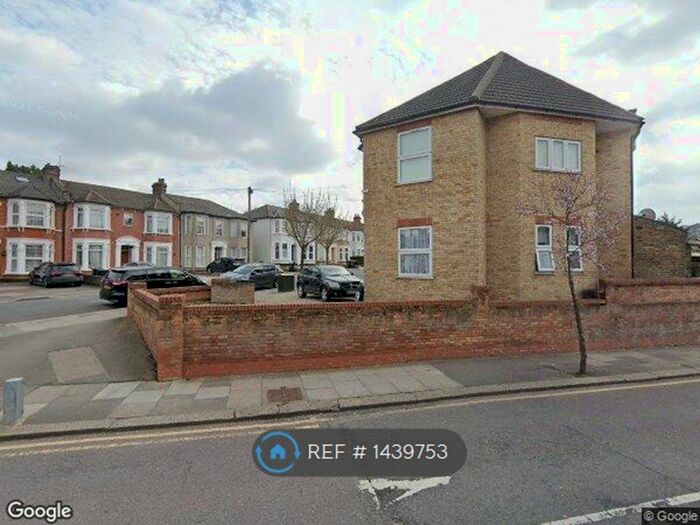 1 Bedroom Flat To Rent In Belgrave Road, Ilford, IG1