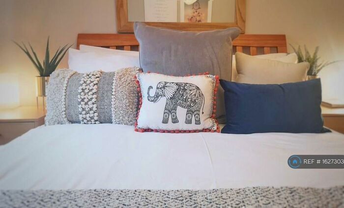 2 Bedroom Flat To Rent In Rowland Hill Court, Oxford, OX1