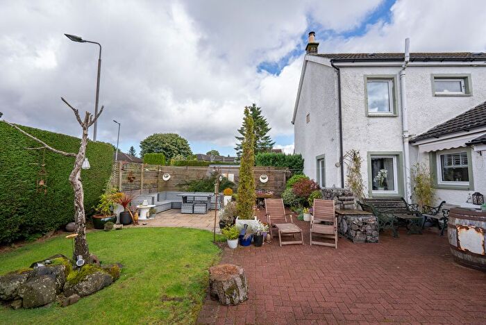4 Bedroom Detached House For Sale In Glasgow Road, Chapelton, ML10