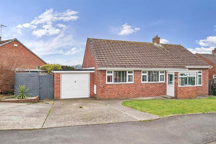 3 Bedroom Bungalow For Sale In Stuart Way, Bridport, DT6