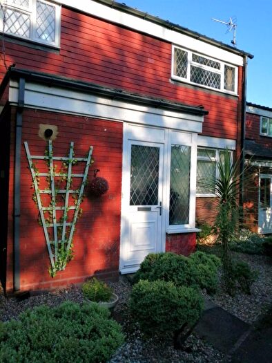 3 Bedroom Terraced House For Sale In Chedworth Close, Redditch, B98