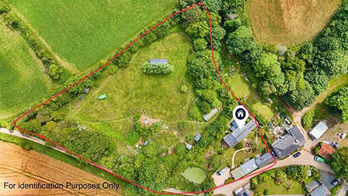 3 Bedroom Barn Conversion For Sale In Tregarne, Manaccan, Helston, TR12