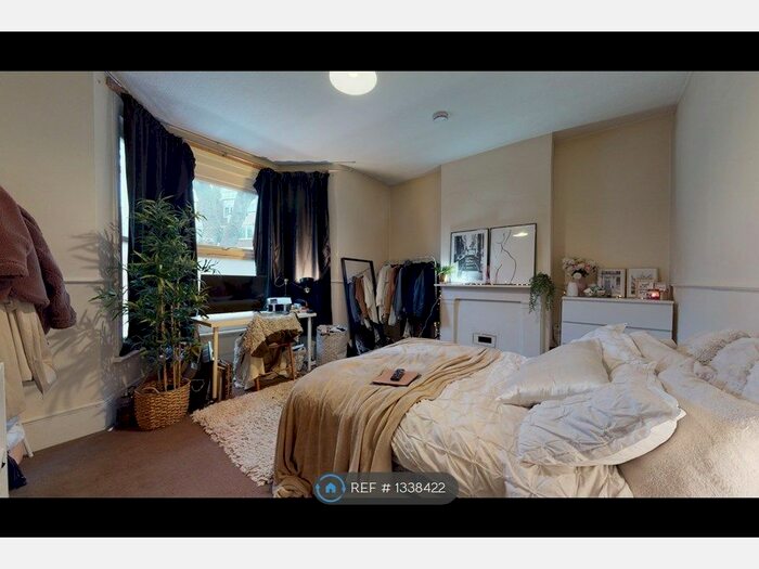 6 Bedroom Semi-Detached House To Rent In Clayton Road, London, SE15