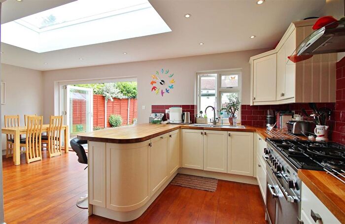 3 Bedroom Property To Rent In Northcote Avenue, Isleworth, TW7
