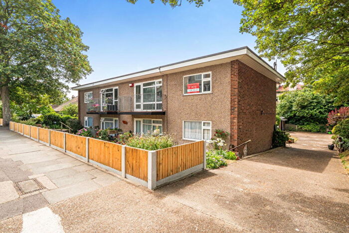 2 Bedroom Flat For Sale In Foreland Court, Minnis Road, Birchington, CT7