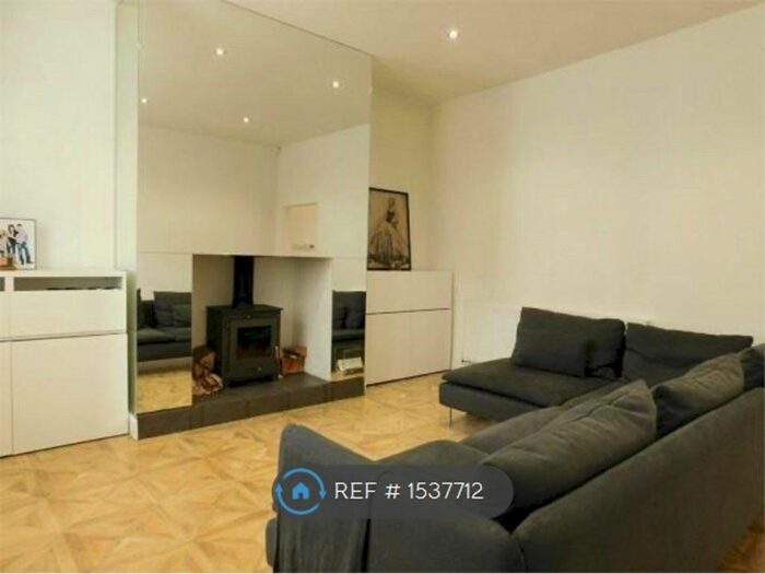 2 Bedroom Terraced House To Rent In Merton Street, Bury, BL8