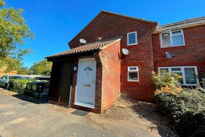 Maisonette To Rent In Grove Place, Southampton, SO19