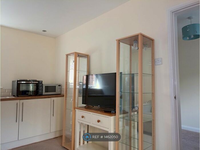 1 Bedroom Flat To Rent In Nottinghamshire, Nottingham, NG3