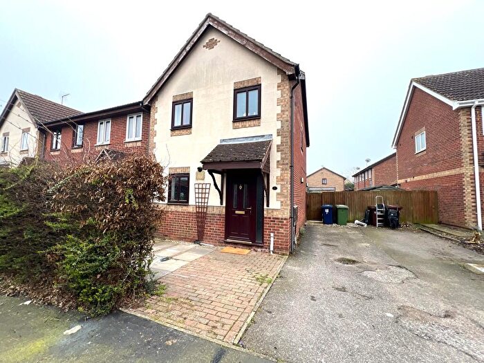 3 Bedroom End Of Terrace House For Sale In Tern Gardens, Chatteris, Cambs., PE16