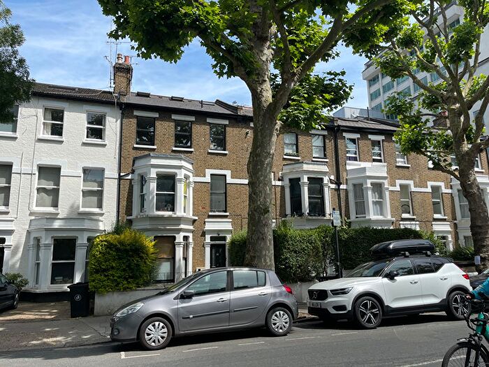 1 Bedroom Flat To Rent In Hammersmith Grove, Hammersmith, London, W6