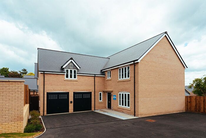 5 Bedroom Detached House For Sale In Orchard Close, Ketton, Stamford, PE9