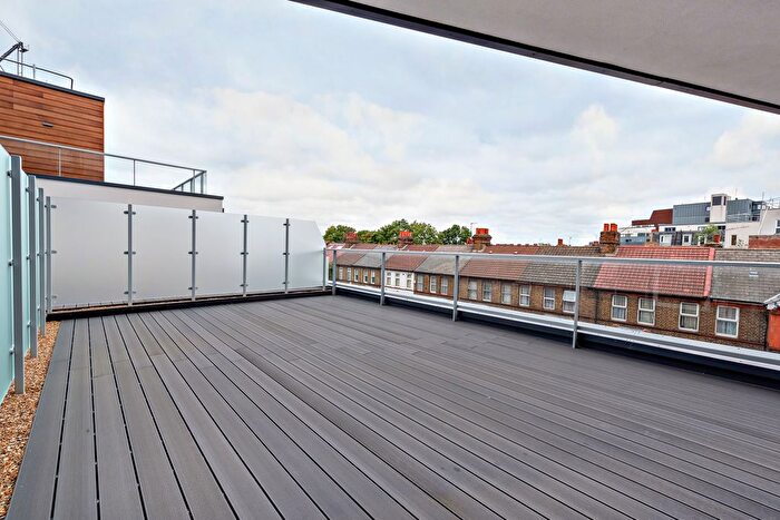 1 Bedroom Flat To Rent In Stylus Place, Hayes, UB3