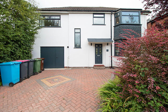 4 Bedroom Detached House For Sale In Dellcot Lane, Worsley, Manchester, M28