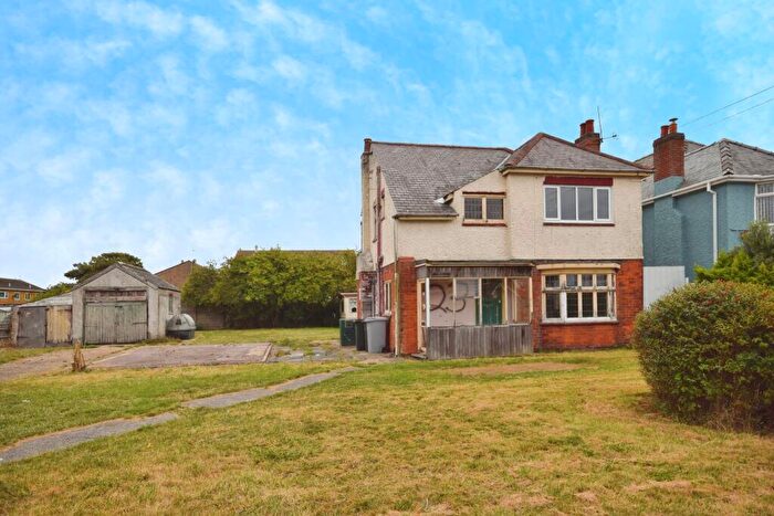 3 Bedroom Detached House For Sale In South Road, Chapel St. Leonards, Skegness, Lincolnshire, PE24
