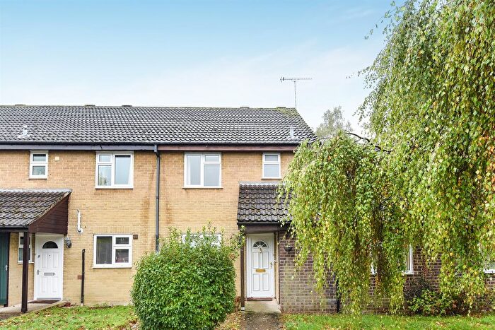 3 Bedroom Terraced House To Rent In Roycroft Lane, Finchampstead, RG40