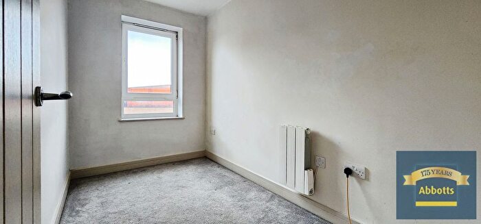 2 Bedroom Flat To Rent In Magdalen Street, Colchester, CO1