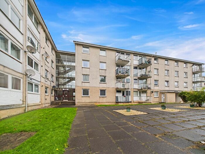 2 Bedroom Flat For Sale In Dicks Park, The Murray, East Kilbride, G75