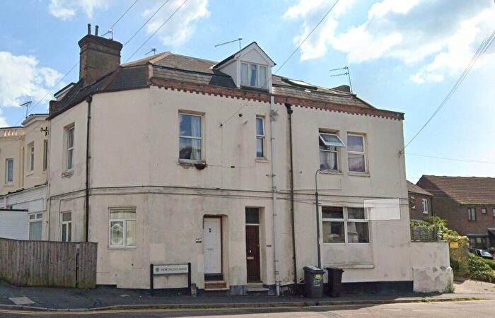 3 Bedroom Maisonette For Sale In Windham Road, Springbourne, Bournemouth, BH1