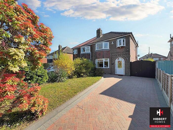 3 Bedroom Semi-Detached House To Rent In Manor Avenue, Sale, M33