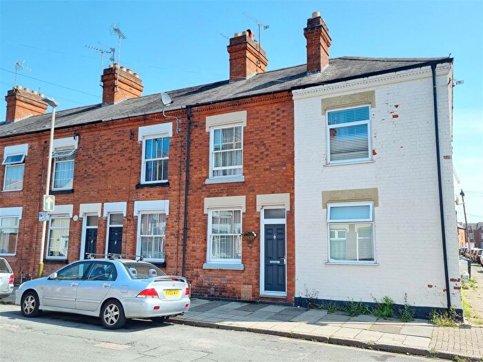 2 Bedroom Terraced House For Sale In St. Leonards Road, Leicester, LE2