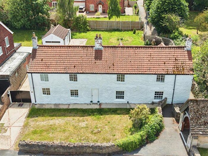 4 Bedroom Detached House For Sale In High Street, Broughton, Brigg, DN20