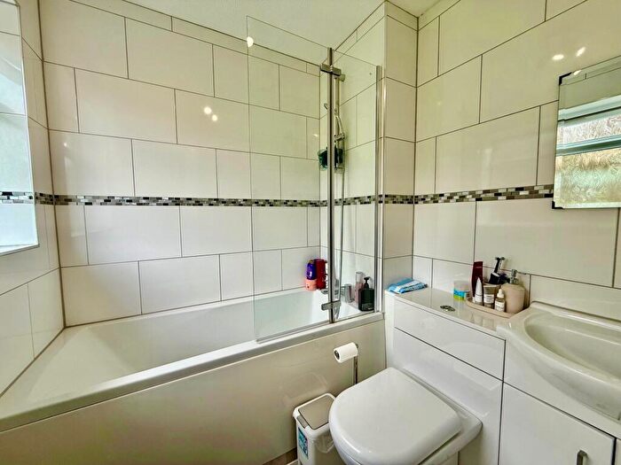 1 Bedroom Flat To Rent In Berners Way, Broxbourne, EN10