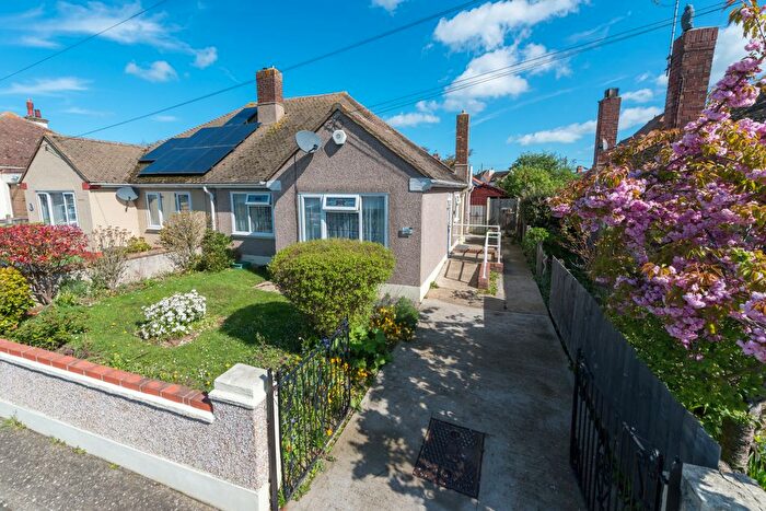 2 Bedroom Semi Detached Bungalow For Sale In Carlton Hill, Herne Bay, Kent, CT6