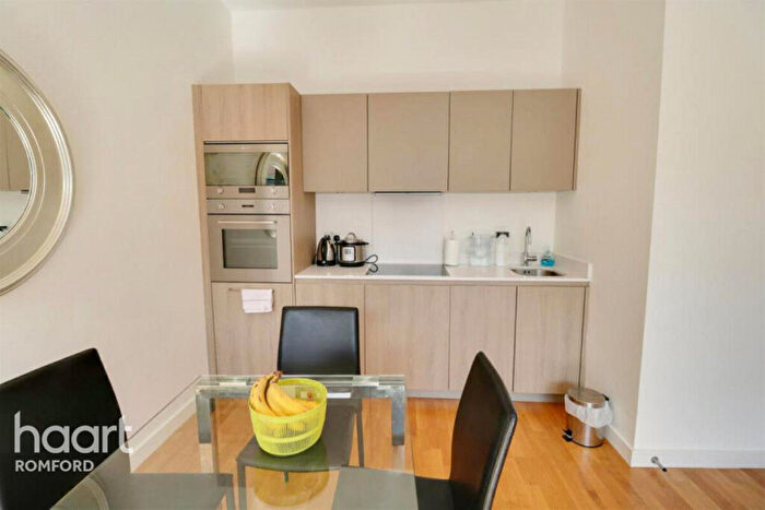 1 Bedroom Apartment To Rent In Eastern Road, Romford, RM1