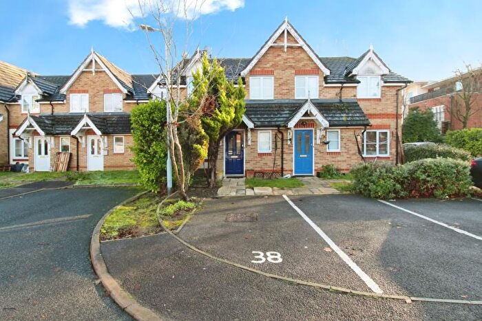 2 Bedroom Terraced House For Sale In Huntington Place, Langley, SL3
