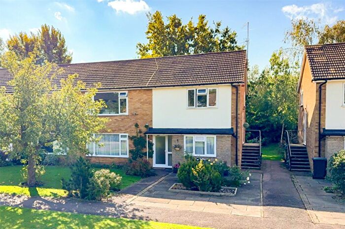 2 Bedroom Flat For Sale In Ryecroft Court, Hatfield Road, St. Albans, AL4