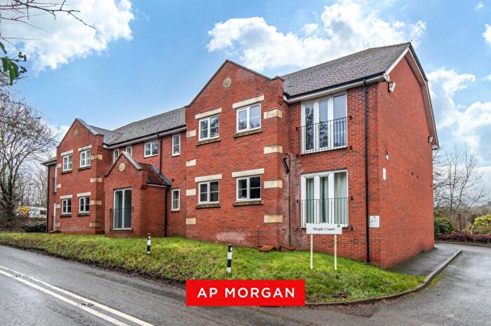 2 Bedroom Apartment For Sale In Alcester Road, Finstall, Bromsgrove, Worcestershire, B60
