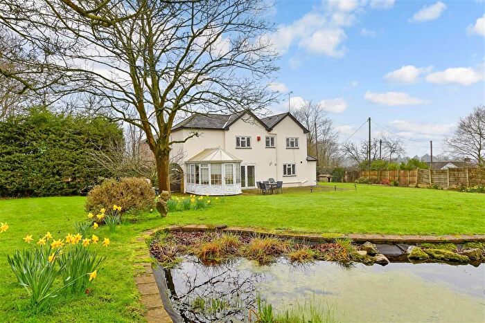 4 Bedroom Detached House For Sale In Tysea Hill, Stapleford Abbotts, Romford, Essex, RM4