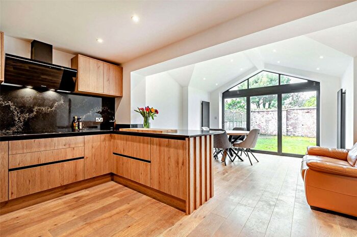 3 Bedroom Mews To Rent In St. James Drive, Wilmslow, Cheshire, SK9