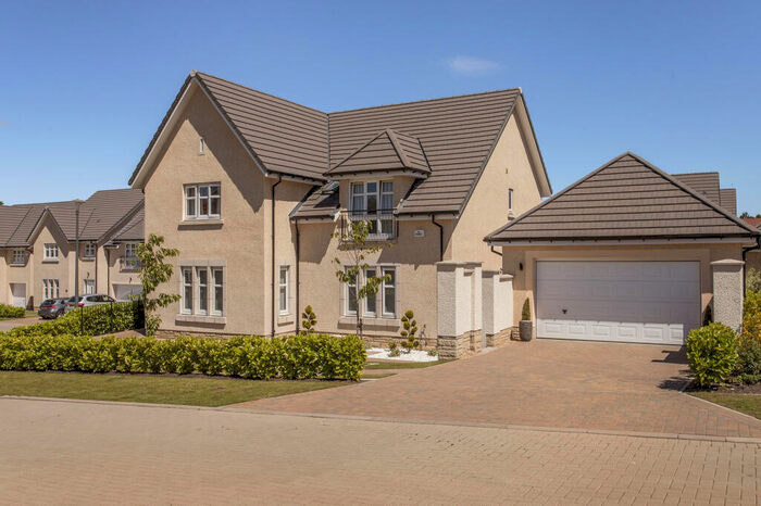 5 Bedroom Detached Villa For Sale In Gifford Crescent, Balerno, EH14