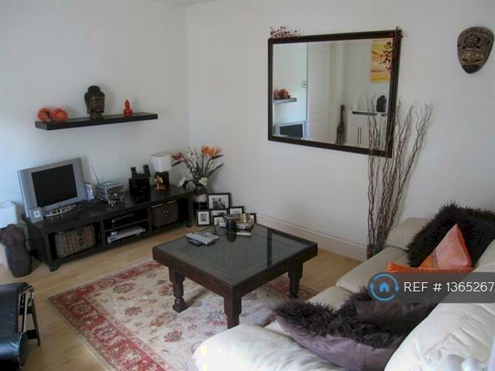 1 Bedroom Flat To Rent In Brewer Street, Maidstone, ME14