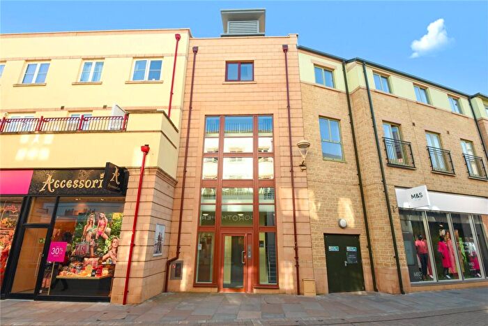 1 Bedroom Apartment For Sale In Marriotts Walk, Witney, Oxfordshire, OX28