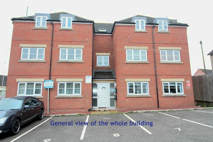 2 Bedroom Flat To Rent In Palace Gate, High Street, Irthlingborough NN9