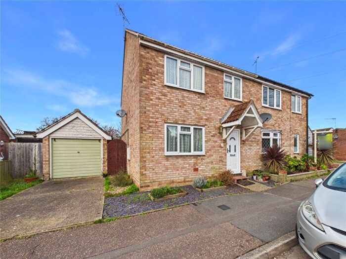 3 Bedroom Semi-Detached House For Sale In Mede Way, Wivenhoe, Colchester, Essex, CO7