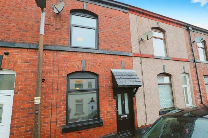 3 Bedroom Terraced House To Rent In Peers Street, Bury, BL8