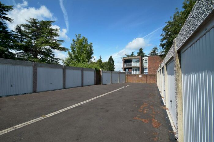 Garage / Parking To Rent In Dormans Close, Northwood, HA6