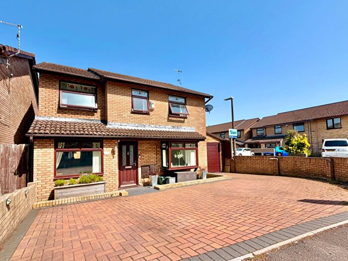4 Bedroom Detached House For Sale In Woodham Park, Barry, CF62
