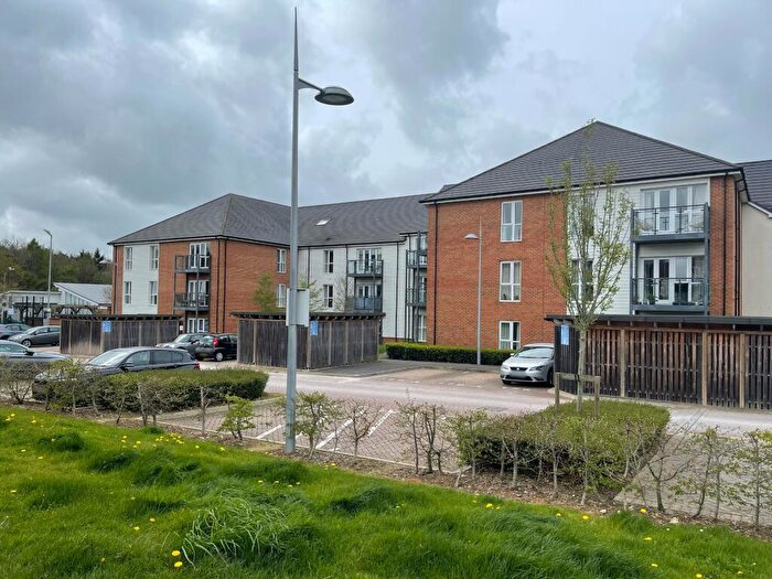 1 Bedroom Apartment To Rent In Holmbush Mews, Faygate, Horsham, RH12