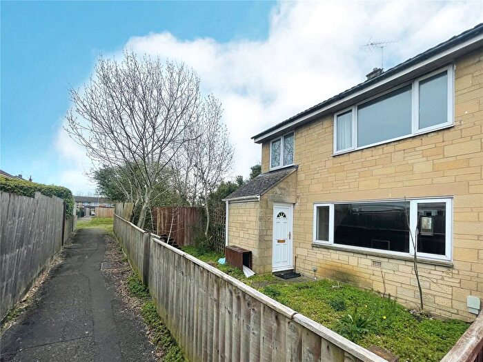 3 Bedroom Semi Detached House For Sale In Crabtree Lane, Cirencester, Gloucestershire, GL7