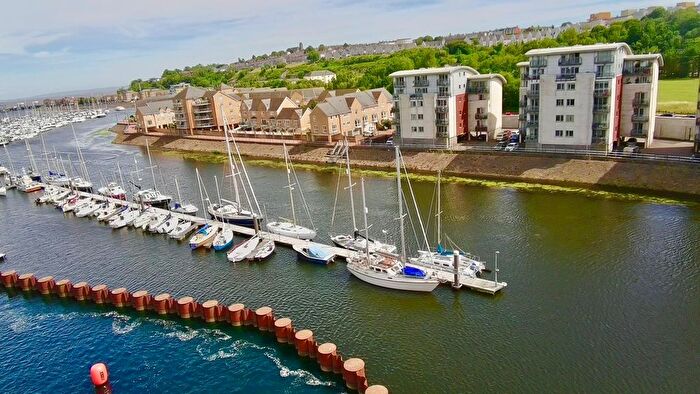 2 Bedroom Flat For Sale In Pierhead View, Penarth, CF64